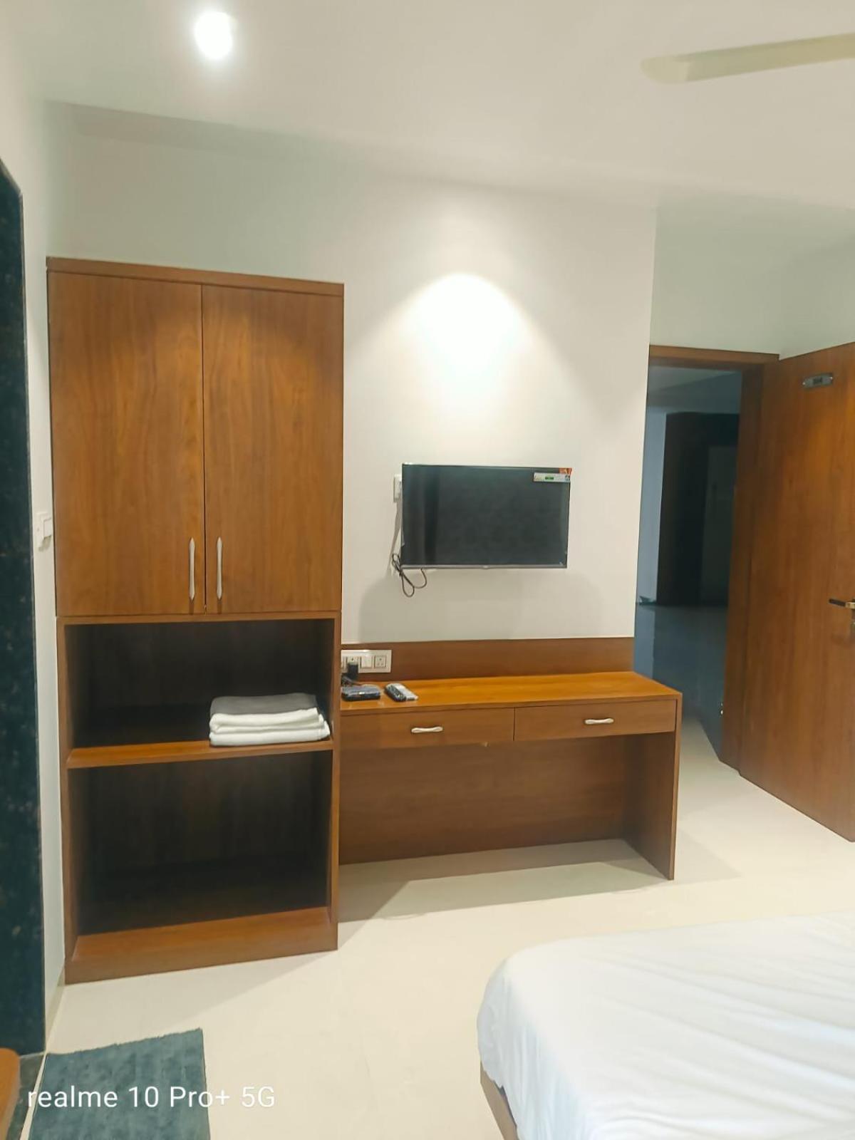 Hotel Drc Nashik Eksteriør billede