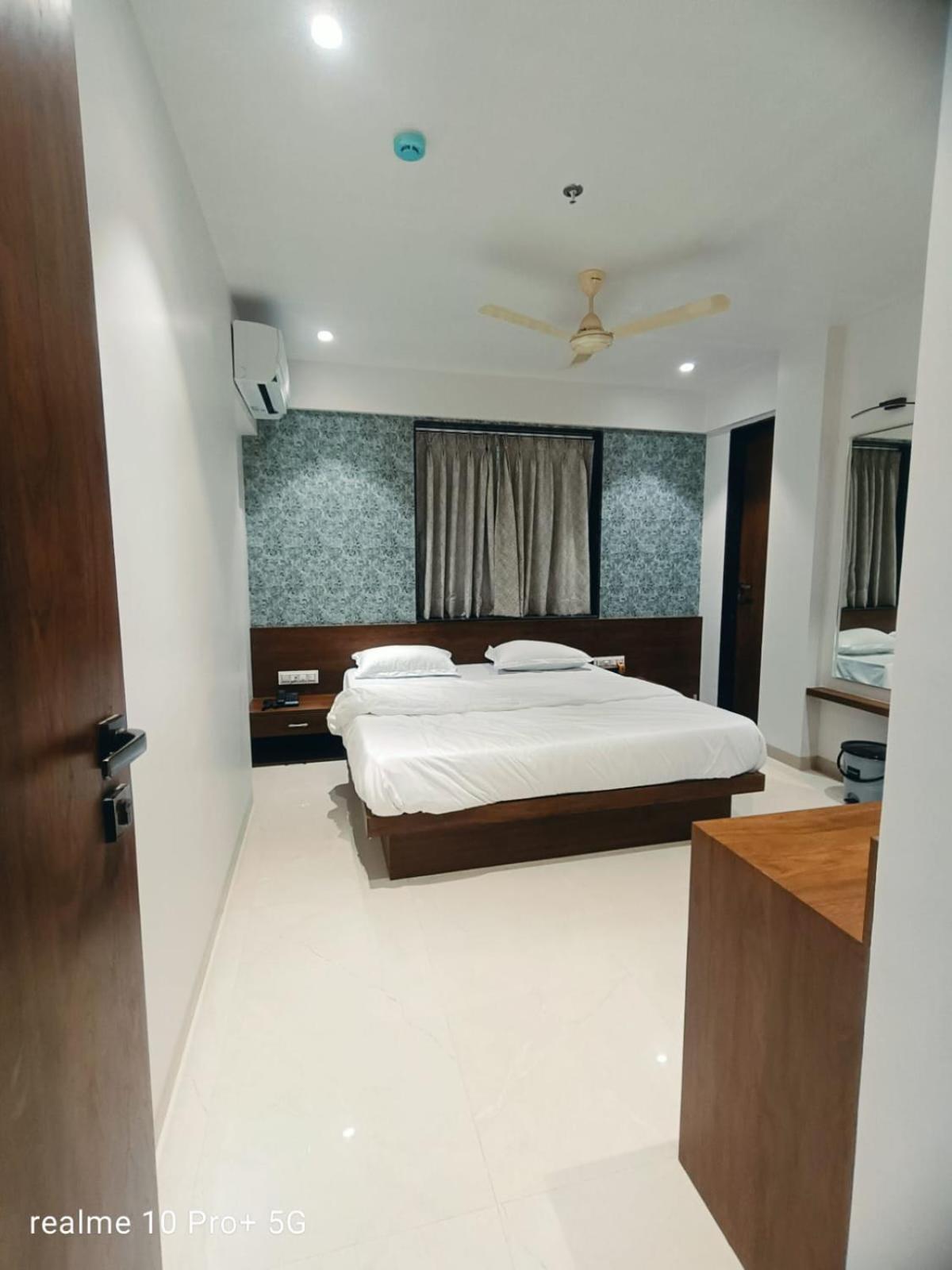 Hotel Drc Nashik Eksteriør billede