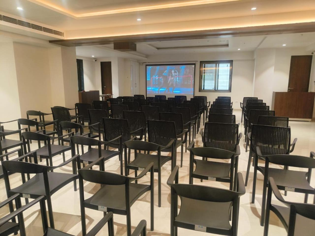 Hotel Drc Nashik Eksteriør billede